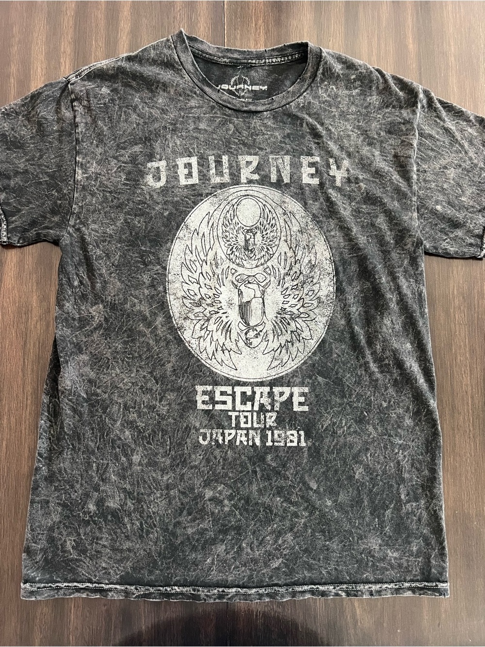Journey Black Mineral-Wash 'Escape Tour Japan 1981' Short Sleeve Tee